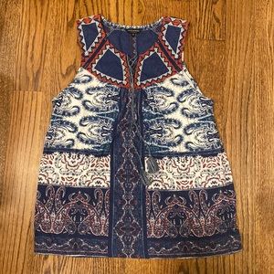 Lucky Brand women’s colorful sleeveless top in size M